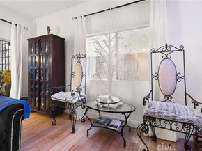 10626 Valley Spring 103, Toluca Lake CA 91602