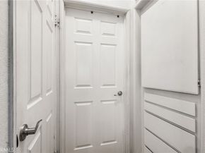 10626 Valley Spring 103, Toluca Lake CA 91602