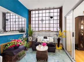 10626 Valley Spring 103, Toluca Lake CA 91602