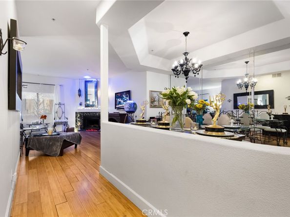 10626 Valley Spring 103, Toluca Lake CA 91602