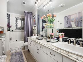 10626 Valley Spring 103, Toluca Lake CA 91602