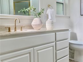 1880 McKinney Way, M15-20B, Seal Beach CA 90740