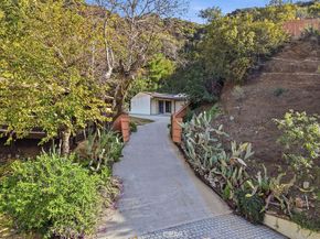 24300 Sylvan Glen, Calabasas CA 91302