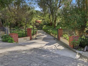 24300 Sylvan Glen, Calabasas CA 91302