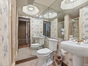 24300 Sylvan Glen, Calabasas CA 91302