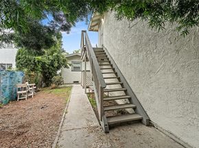 905 Gardenia, Long Beach CA 90813