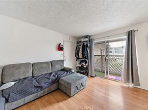 905 Gardenia, Long Beach CA 90813