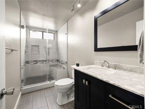 2452 Chelsea Place M, Santa Monica CA 90404