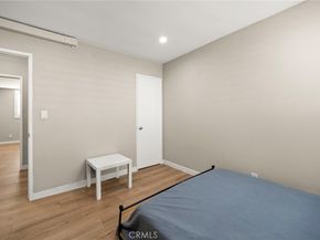 2452 Chelsea Place M, Santa Monica CA 90404