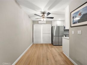 2452 Chelsea Place M, Santa Monica CA 90404
