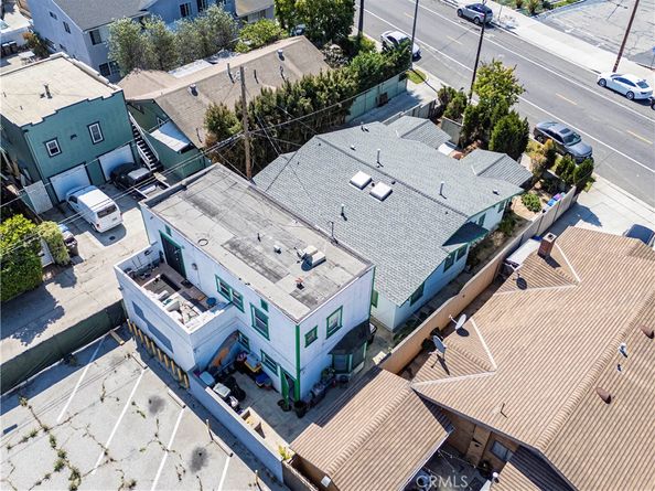 672 Junipero, Long Beach CA 90814