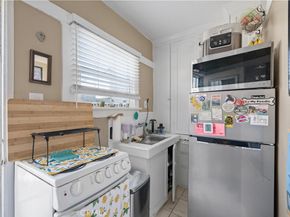 672 Junipero, Long Beach CA 90814