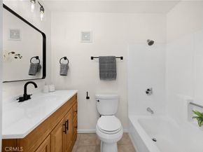 1200 Ohio 4, Long Beach CA 90804