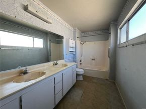 25852 Tree Top, Laguna Hills CA 92653