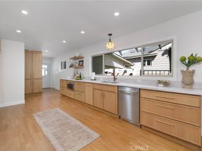 2947 S Hobart, Los Angeles CA 90018