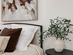 2947 S Hobart, Los Angeles CA 90018