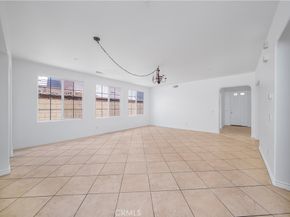 5662 Galasso, Fontana CA 92336