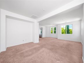 5662 Galasso, Fontana CA 92336