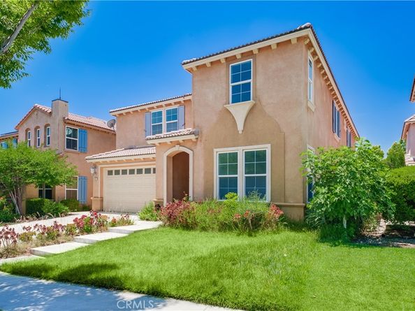 5662 Galasso, Fontana CA 92336