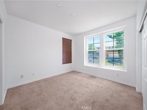 5662 Galasso, Fontana CA 92336