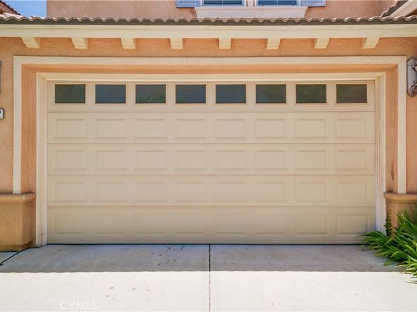 5662 Galasso, Fontana CA 92336