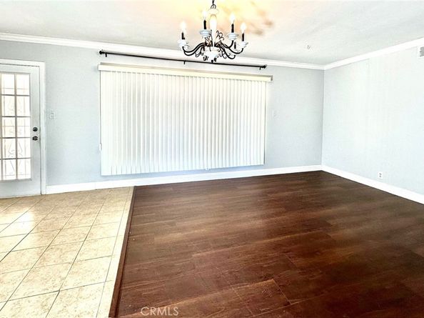 12040 Stagg Street, North Hollywood CA 91605