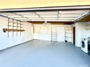 12040 Stagg Street, North Hollywood CA 91605