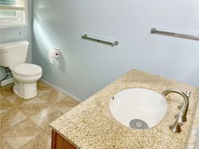 12040 Stagg Street, North Hollywood CA 91605