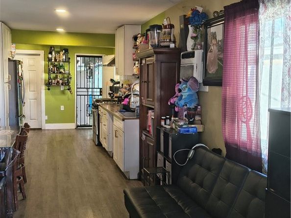 1206 S Shelton St, Santa Ana CA 92707