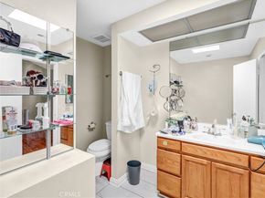 812 S Stoneman G, Alhambra CA 91801