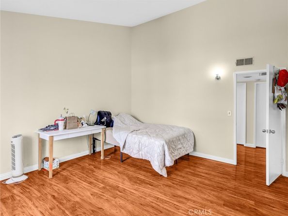 812 S Stoneman G, Alhambra CA 91801