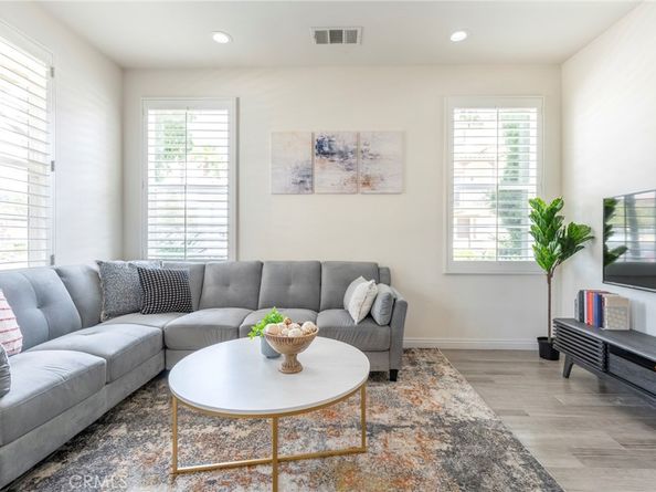 816 E Promenade A, Azusa CA 91702