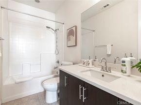 816 E Promenade A, Azusa CA 91702