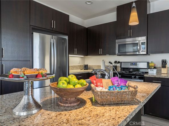 816 E Promenade A, Azusa CA 91702