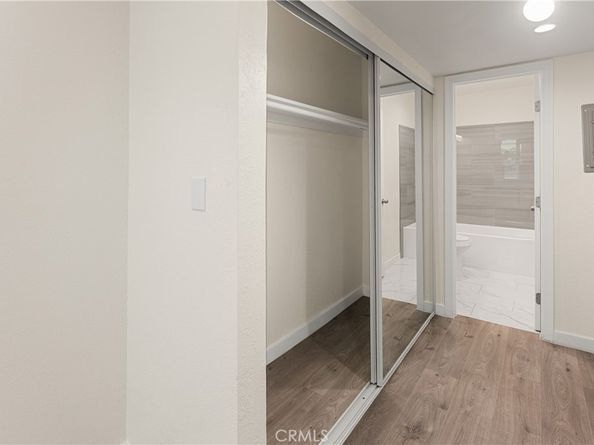 18620 Hatteras 173, Tarzana CA 91356