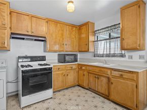 2727 Kelburn Avenue, Rosemead CA 91770