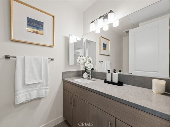 168 S Monterey Street 202, Alhambra CA 91801