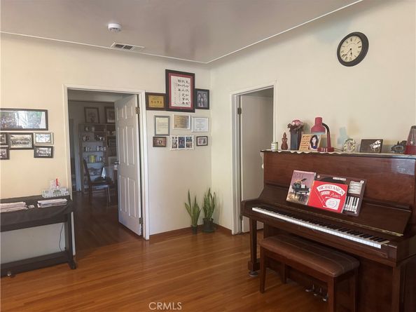 917 N Olive Ave, Alhambra CA 91801