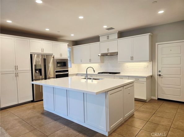 132 Modjeska, Irvine CA 92618