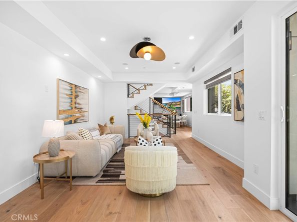 6050 E Burwood Avenue, Los Angeles CA 90042