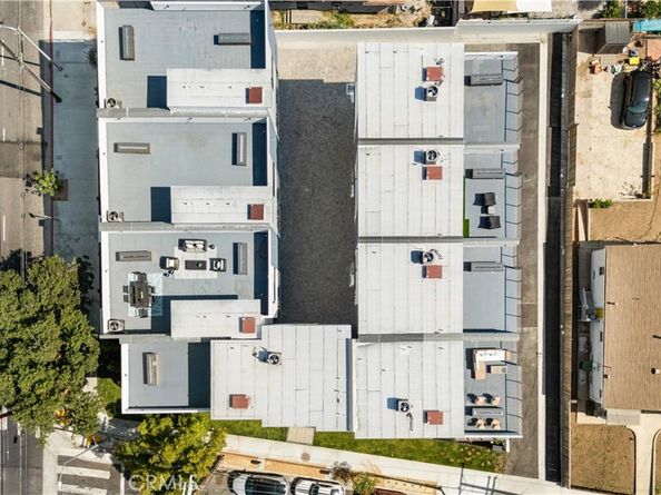 6050 E Burwood Avenue, Los Angeles CA 90042