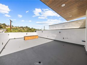 6050 E Burwood Avenue, Los Angeles CA 90042