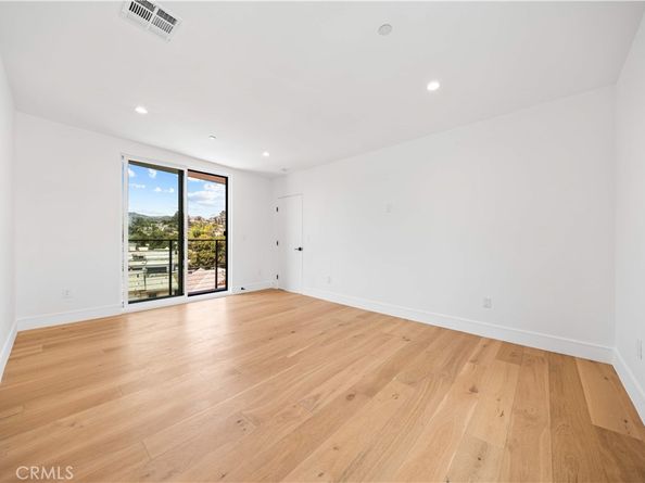 6050 E Burwood Avenue, Los Angeles CA 90042