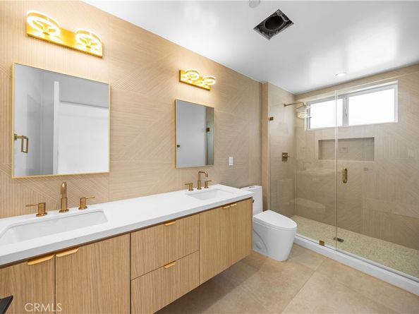 6050 E Burwood Avenue, Los Angeles CA 90042
