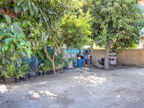 8024 Crockett Boulevard, Los Angeles CA 90001