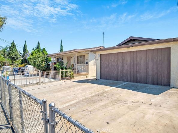 8024 Crockett Boulevard, Los Angeles CA 90001