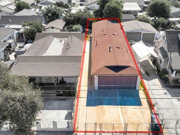 8024 Crockett Boulevard, Los Angeles CA 90001