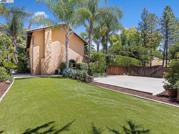 107 Verde Mesa Dr, Danville CA 94526
