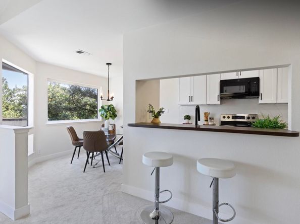 21062 Gary Dr 313, Hayward CA 94546