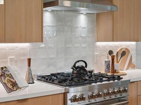 5901 Wood Dr, Oakland CA 94611